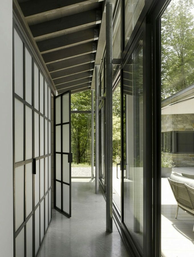 Bromont House / Paul Bernier Architecte